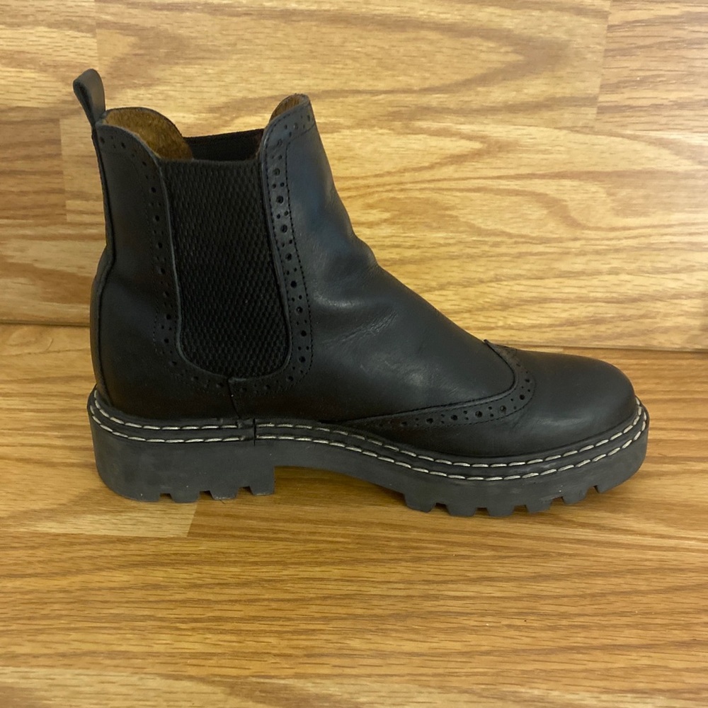 Bull Boxer Payton Slip On Chelsea Ankle Boots Women’s Size 7 M Black Wingtip - Picture 7 of 12